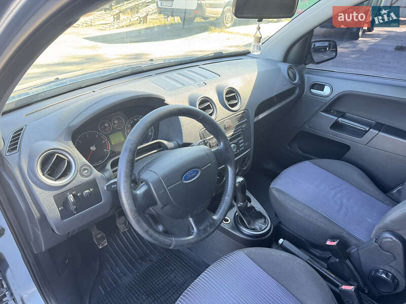 Хэтчбек Ford Fusion 2007 в Днепре