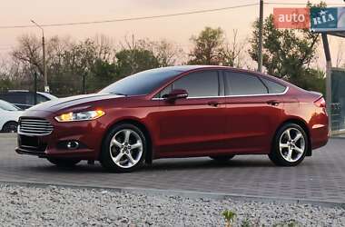 Седан Ford Fusion 2013 в 