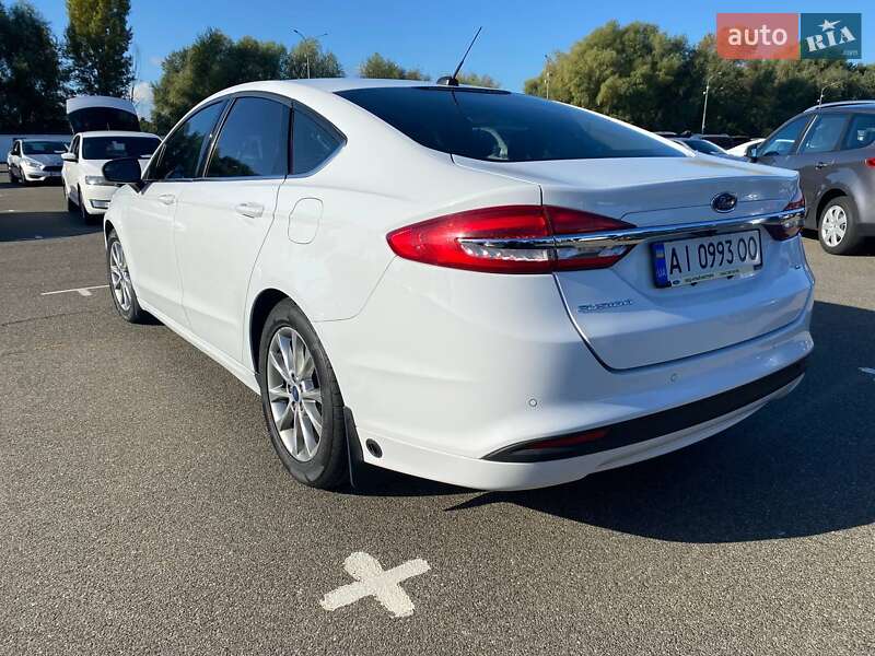 Седан Ford Fusion 2017 в Киеве