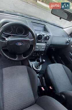 Хетчбек Ford Fusion 2004 в 