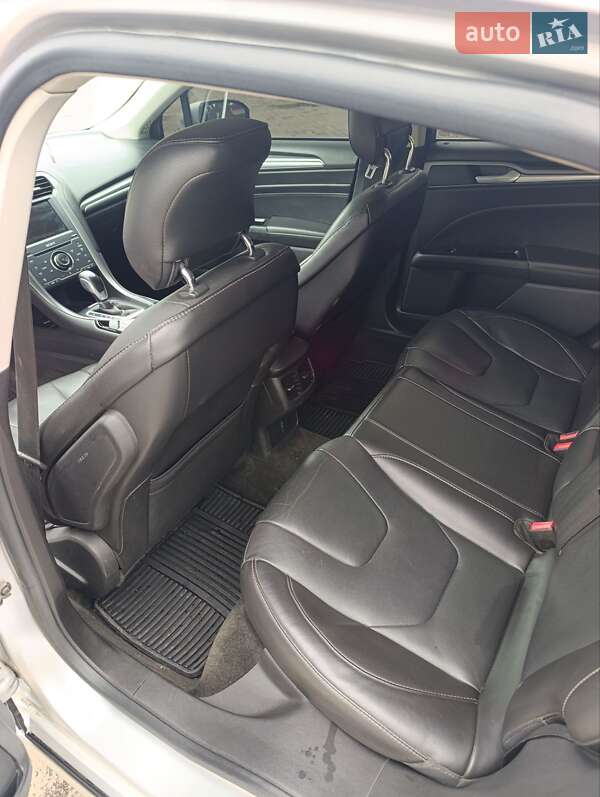Седан Ford Fusion 2014 в Николаеве