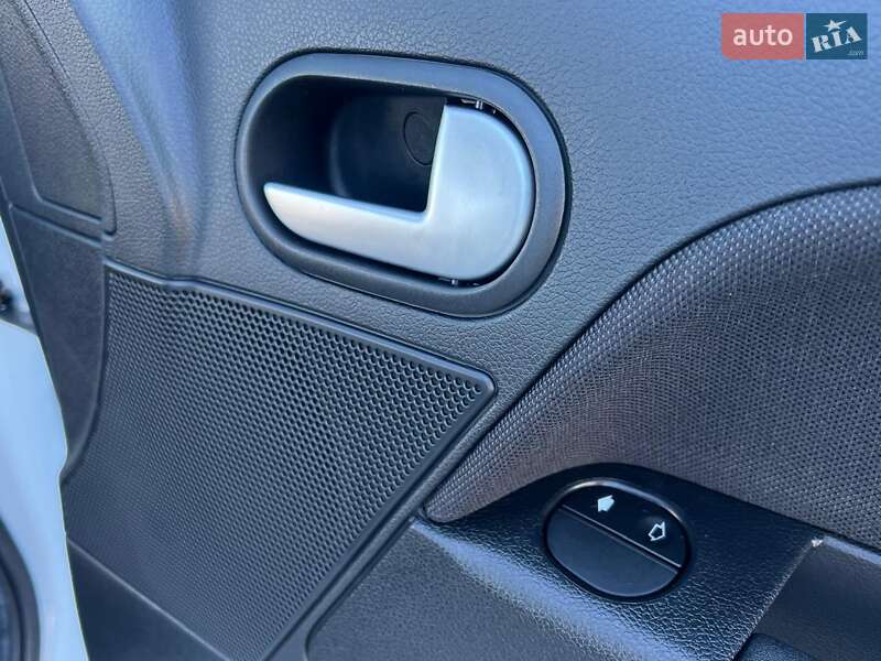 Хэтчбек Ford Fusion 2009 в Киеве фото 64 Хэтчбек Ford Fusion 2009 в Киеве