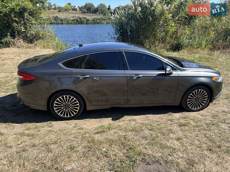 Ford Fusion 2016
