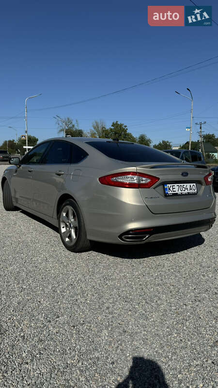 Седан Ford Fusion 2015 в Павлограде