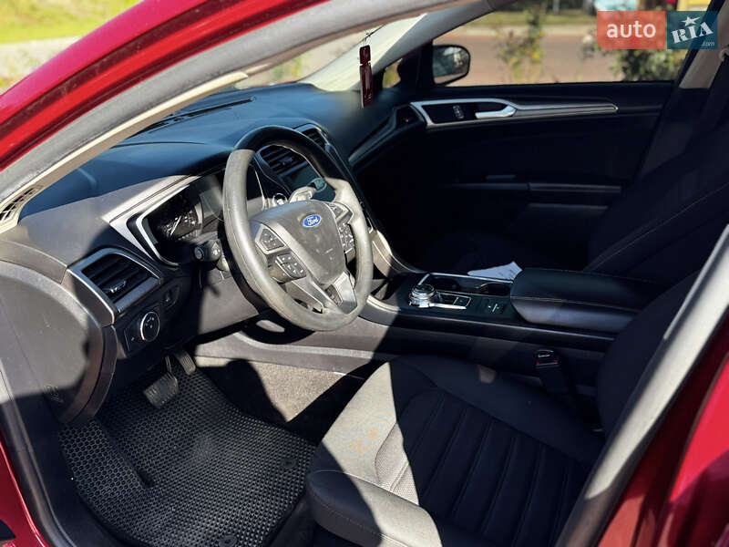 Седан Ford Fusion 2020 в Полтаві