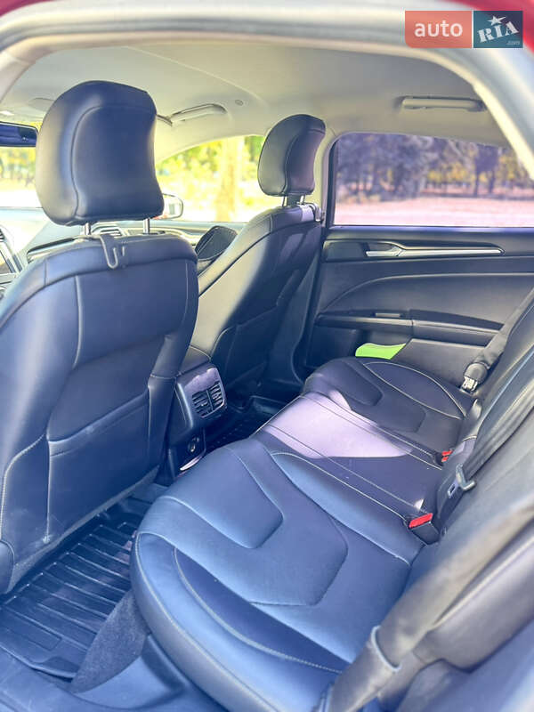 Седан Ford Fusion 2019 в Одессе