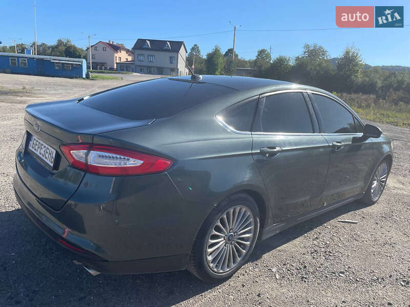 Седан Ford Fusion 2014 в Львові