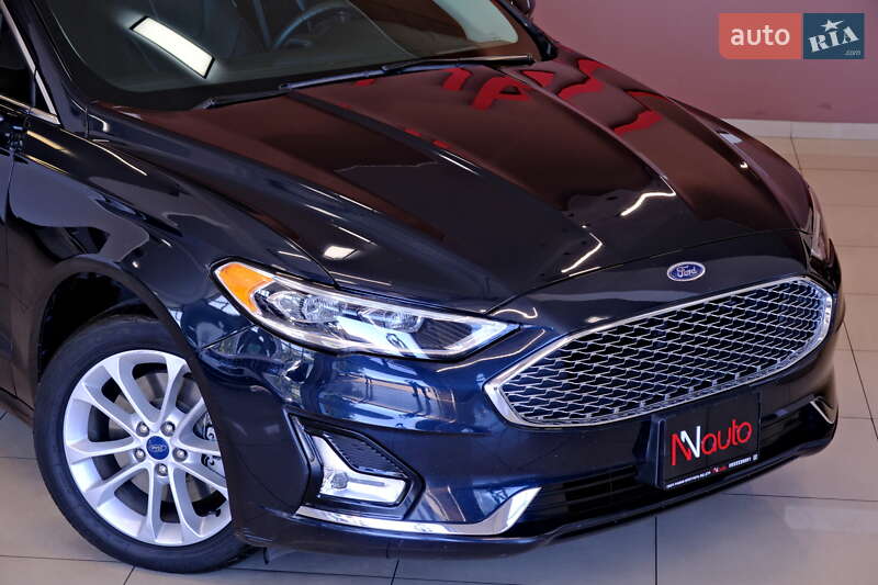 Седан Ford Fusion 2020 в Одесі