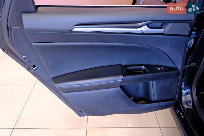 Седан Ford Fusion 2020 в Одесі