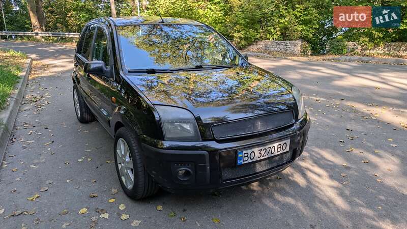 Хэтчбек Ford Fusion 2008 в Тернополе