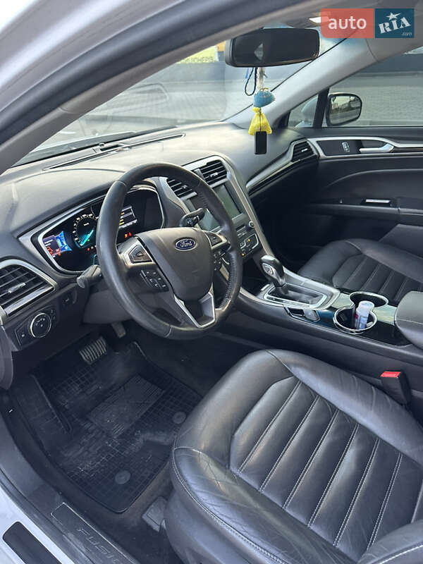 Седан Ford Fusion 2016 в Киеве