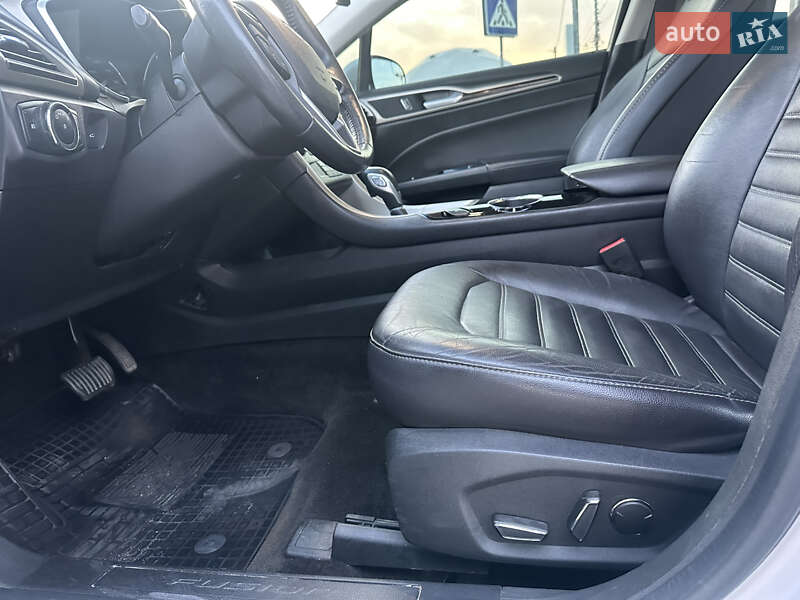 Седан Ford Fusion 2016 в Киеве
