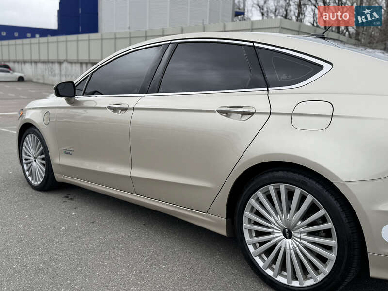 Седан Ford Fusion 2017 в Киеве фото 34 Седан Ford Fusion 2017 в Киеве