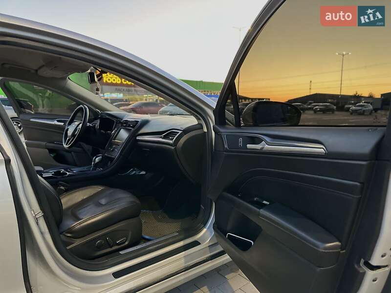 Седан Ford Fusion 2016 в Киеве