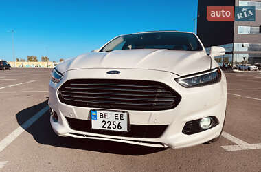 Седан Ford Fusion 2014 в 