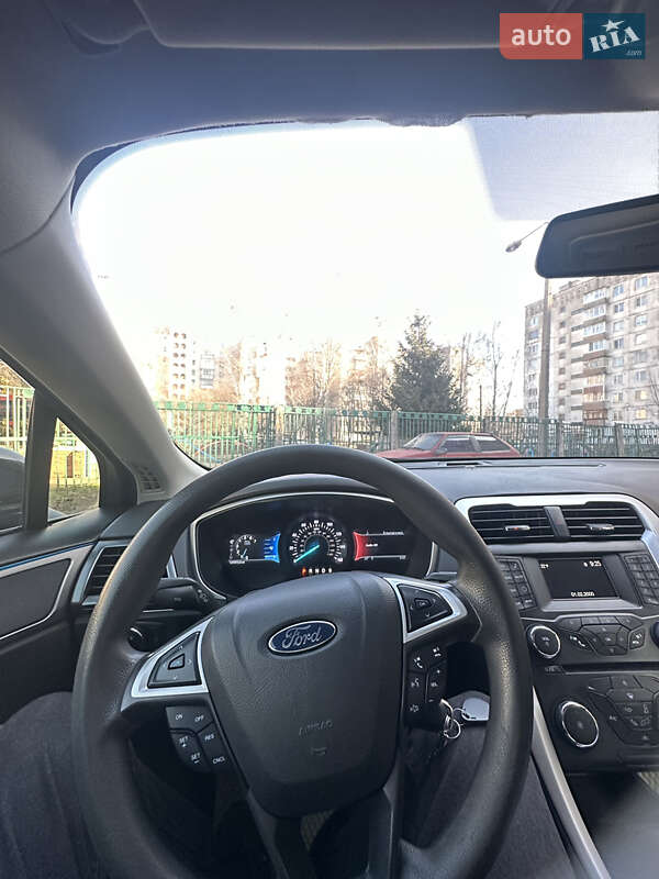 Седан Ford Fusion 2014 в Житомире