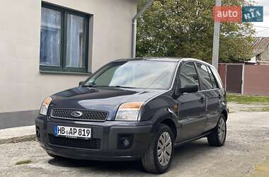Хэтчбек Ford Fusion 2008 в 