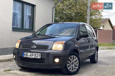 Хэтчбек Ford Fusion 2008 в 