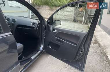 Хэтчбек Ford Fusion 2008 в 