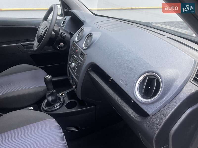 Хетчбек Ford Fusion 2008 в Вінниці
