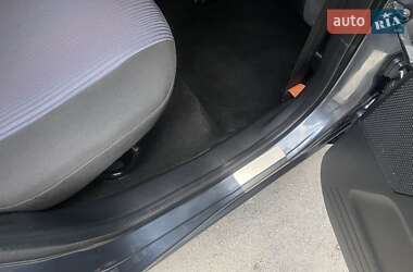 Хэтчбек Ford Fusion 2008 в 