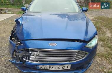 Седан Ford Fusion 2017 в 