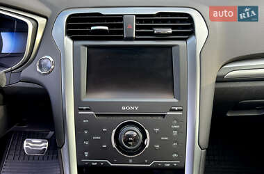 Седан Ford Fusion 2014 в 