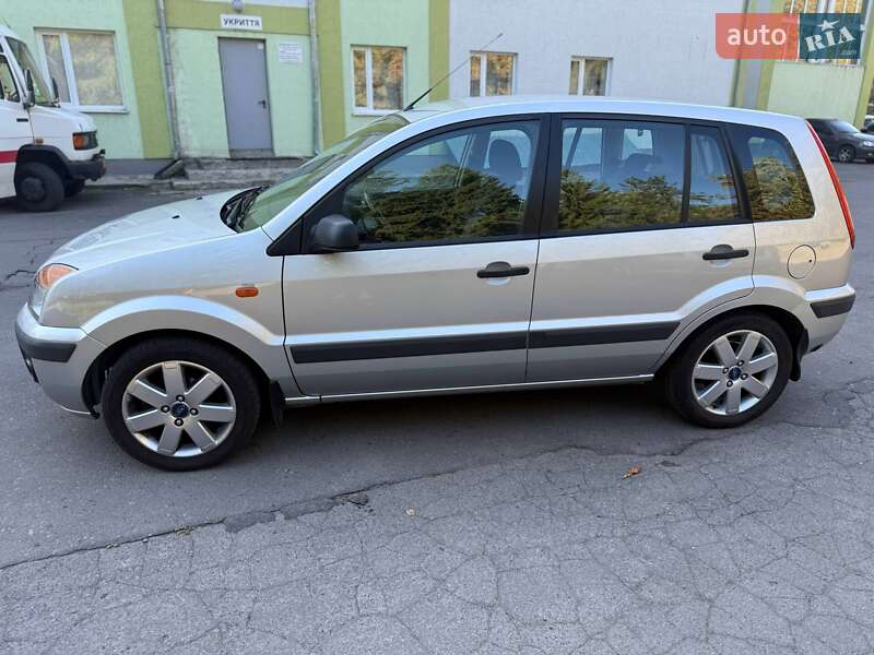 Хетчбек Ford Fusion 2009 в Рівному