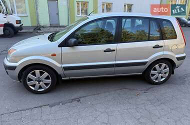 Хэтчбек Ford Fusion 2009 в 
