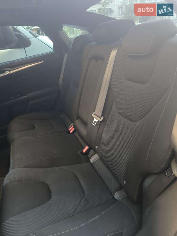 Седан Ford Fusion 2015 в Днепре