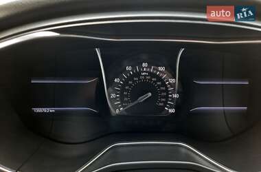 Седан Ford Fusion 2013 в 