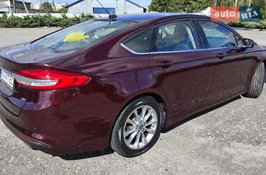 Седан Ford Fusion 2016 в 
