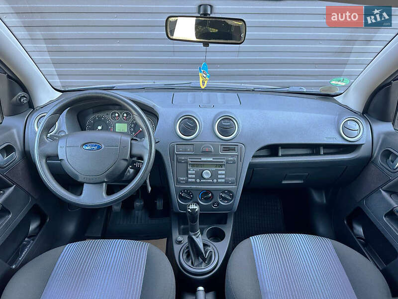 Хэтчбек Ford Fusion 2007 в Каменском
