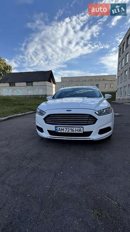 Ford Fusion 2016