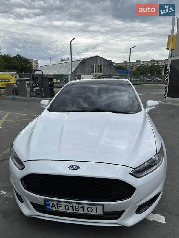 Седан Ford Fusion 2014 в Днепре