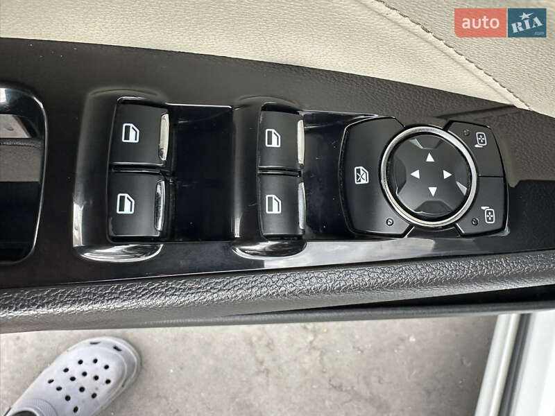 Седан Ford Fusion 2014 в Днепре