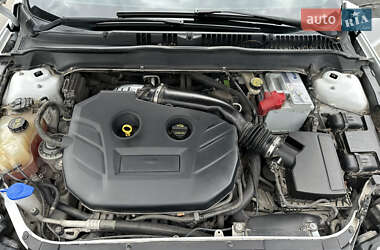 Седан Ford Fusion 2014 в 