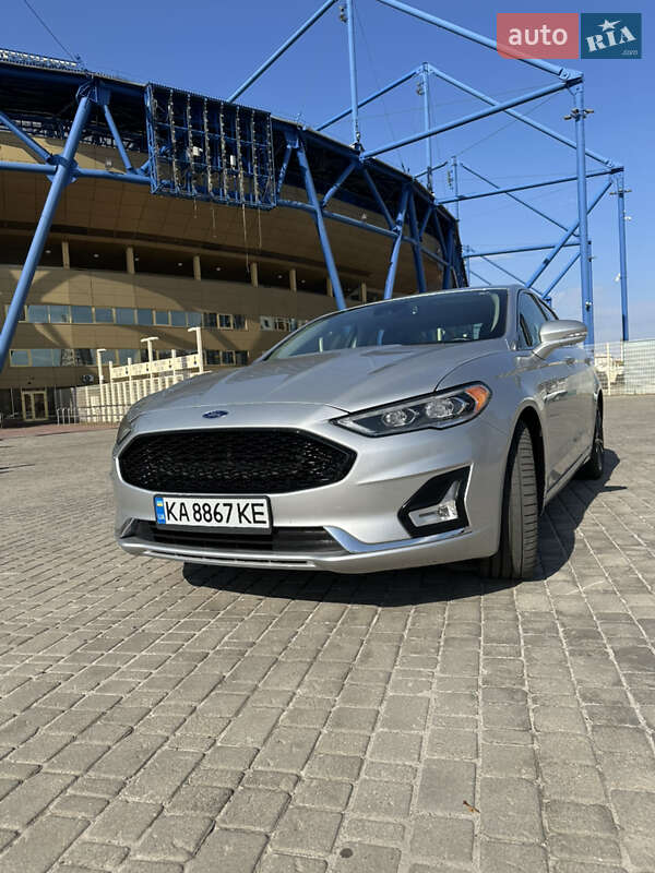 Седан Ford Fusion 2018 в Харькове