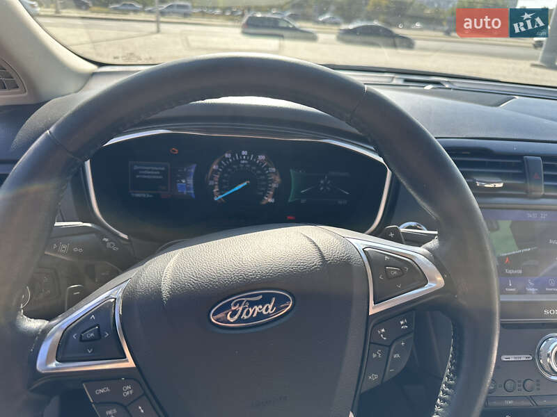 Седан Ford Fusion 2018 в Харькове