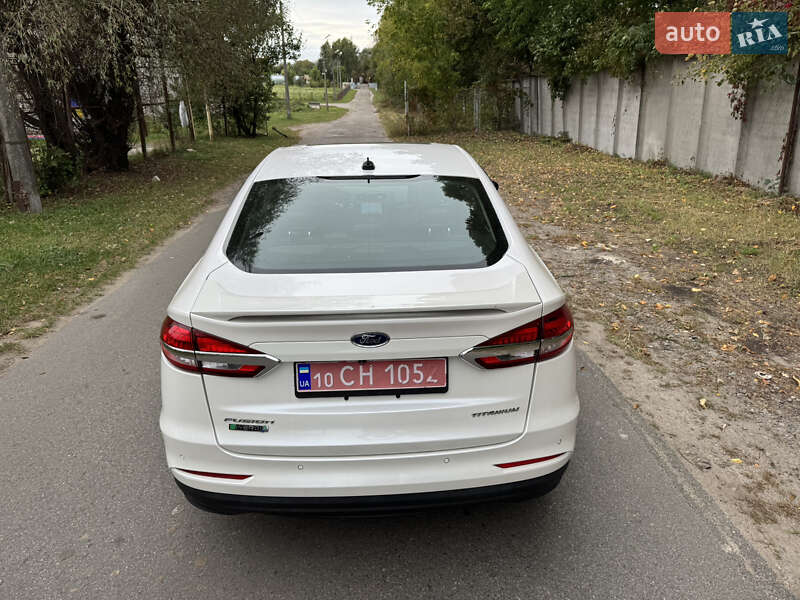Седан Ford Fusion 2019 в Києві