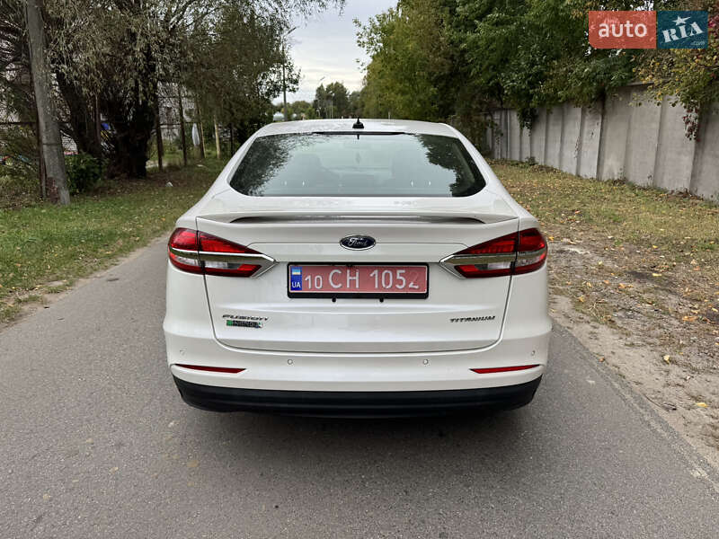 Седан Ford Fusion 2019 в Києві