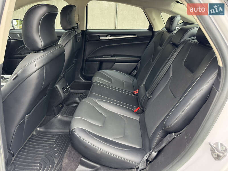 Седан Ford Fusion 2019 в Києві
