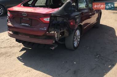Седан Ford Fusion 2014 в 