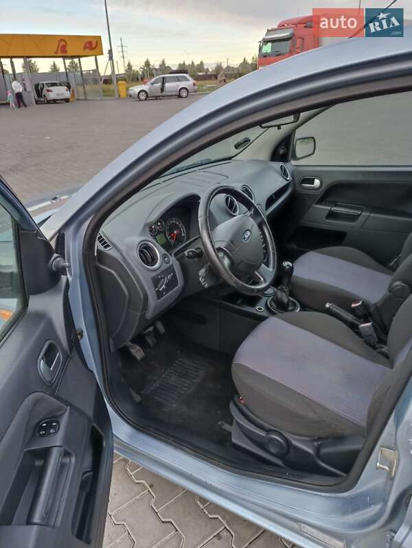Хетчбек Ford Fusion 2006 в Луцьку