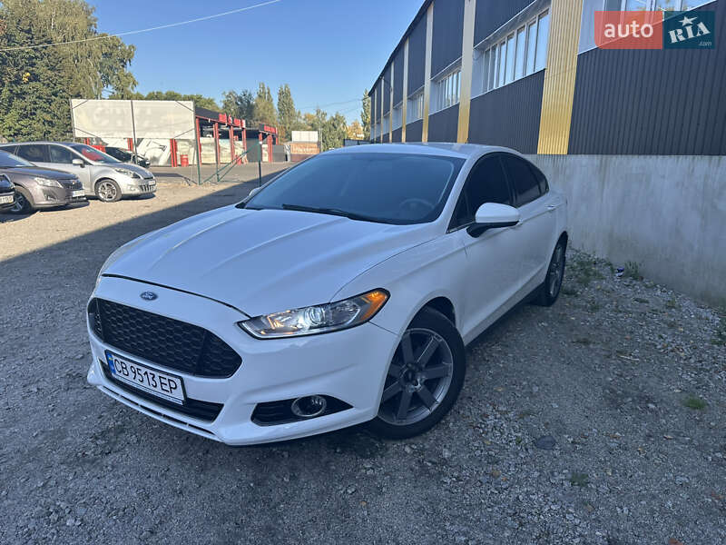 Седан Ford Fusion 2015 в Ніжині