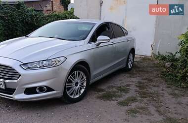 Седан Ford Fusion 2014 в 