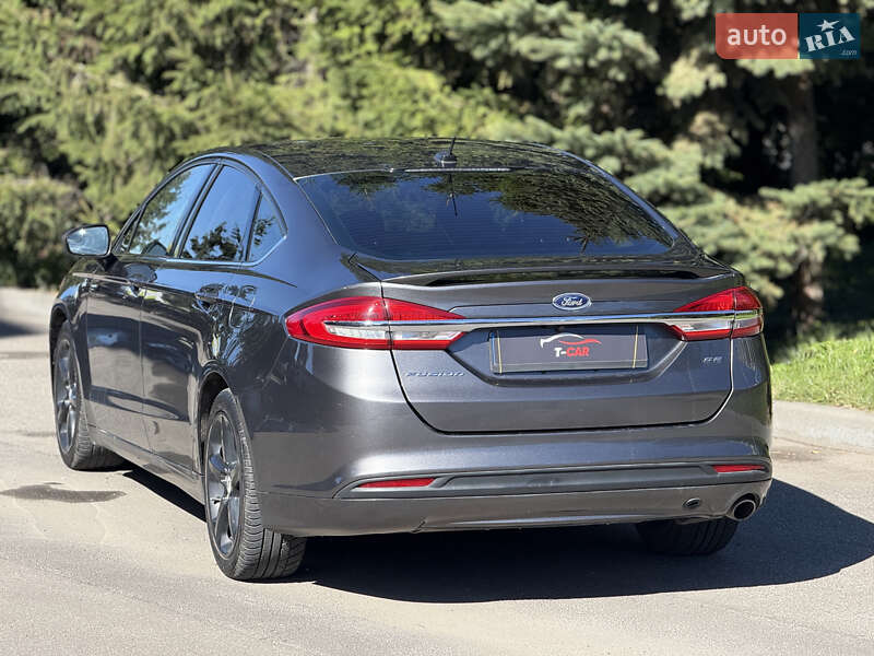 Седан Ford Fusion 2018 в Тернополі