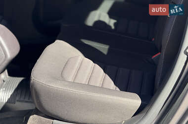 Седан Ford Fusion 2018 в 