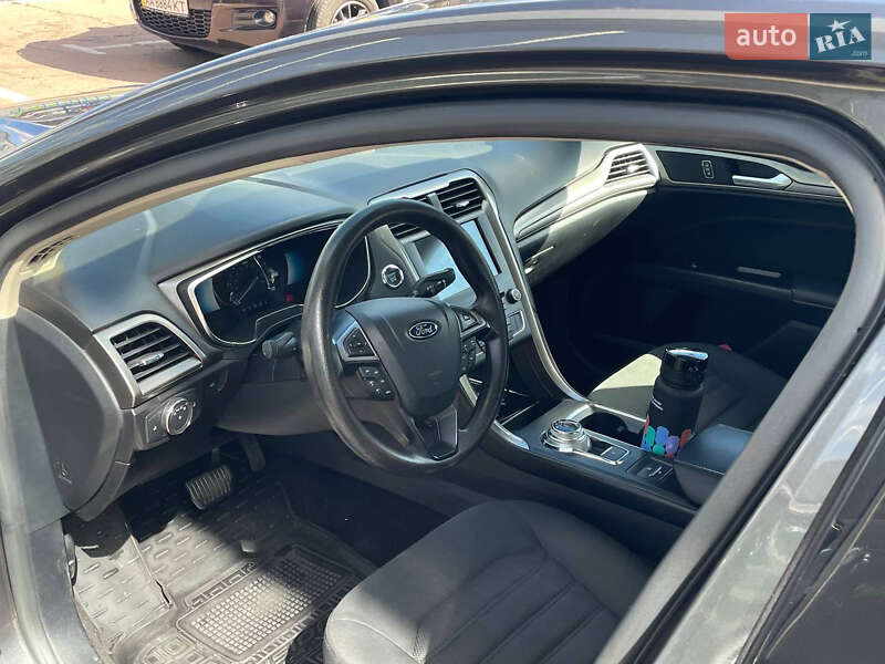 Седан Ford Fusion 2017 в Києві