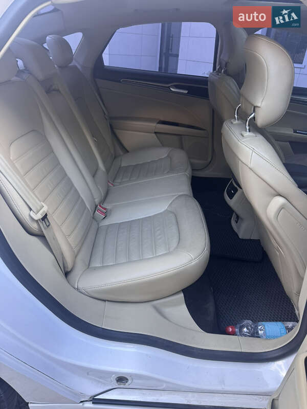 Седан Ford Fusion 2014 в Киеве
